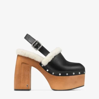 Alida Platform 135 – Sandali con cinturino posteriore in pelle di vitello lucida nera con shearling