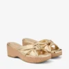 Avenue Wedge 50 Mules con zeppa in nappa metallizzata dorata Avenue Wedge 50 Mules con zeppa in nappa metallizzata dorata