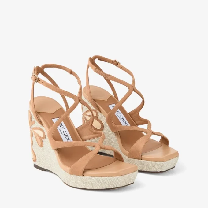 Ayla 110 Zeppe in pelle scamosciata e nappa color caramello e naturale con raffia pregiata Ayla 110 Zeppe in pelle scamosciata e nappa color caramello e naturale con raffia pregiata
