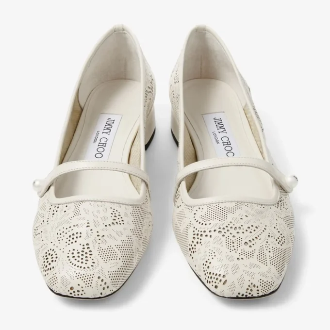 Ballerine Elisa Latte Ballerine con lacci in nappa traforata jimmy choo Ballerine Elisa Latte Ballerine con lacci in nappa traforata jimmy choo