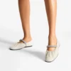 Ballerine Jade in morbida nappa color latte con cinturino in cristallo