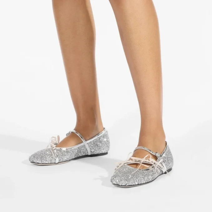 Ballerine Loli in tessuto glitterato argento e Macaron Powder con fiocchi in raso Ballerine Loli in tessuto glitterato argento e Macaron Powder con fiocchi in raso