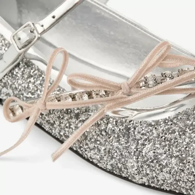 Ballerine Loli in tessuto glitterato argento e Macaron Powder con fiocchi in raso Ballerine Loli in tessuto glitterato argento e Macaron Powder con fiocchi in raso
