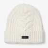 Berretto Yuki a trecce color latte con etichetta in pelle Berretto Yuki a trecce color latte con etichetta in pelle