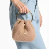 Borsa a secchiello Bon Bon color caramello con manico in metallo Borsa a secchiello Bon Bon color caramello con manico in metallo
