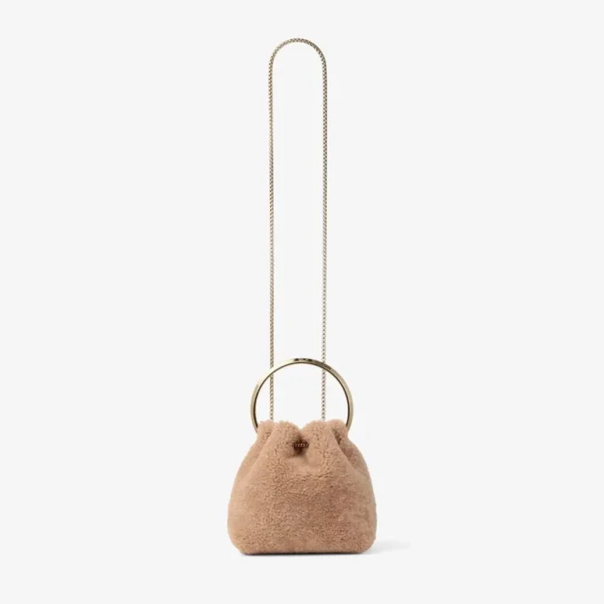 Borsa a secchiello Bon Bon color caramello con manico in metallo Borsa a secchiello Bon Bon color caramello con manico in metallo