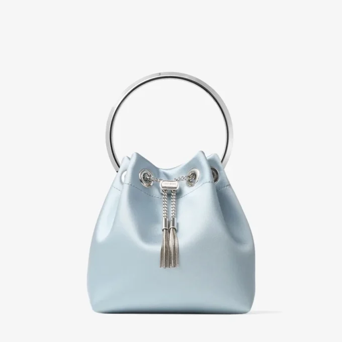 Borsa a secchiello Bon Bon in raso blu ghiaccio Borsa a secchiello Bon Bon in raso blu ghiaccio