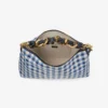 Borsa a spalla Callie Maxi in rafia a quadretti mix blu navy con tracolla staccabile in nappa intrecciata