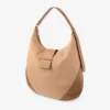 Borsa a tracolla Bar Hobo M in pelle scamosciata color caramello con finiture in pelle stile Biker