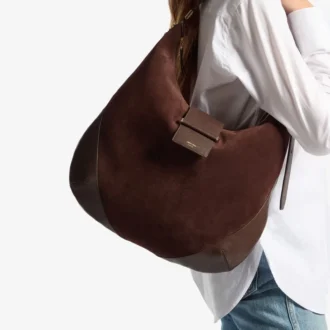 Borsa a tracolla Bar Hobo M in pelle scamosciata color cioccolato con finiture in pelle