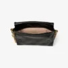 Borsa a tracolla Callie in pelle biker nera lucida con patta Borsa a tracolla Callie in pelle biker nera lucida con patta