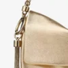 Borsa a tracolla Callie in pelle metallizzata dorata Borsa a tracolla Callie in pelle metallizzata dorata