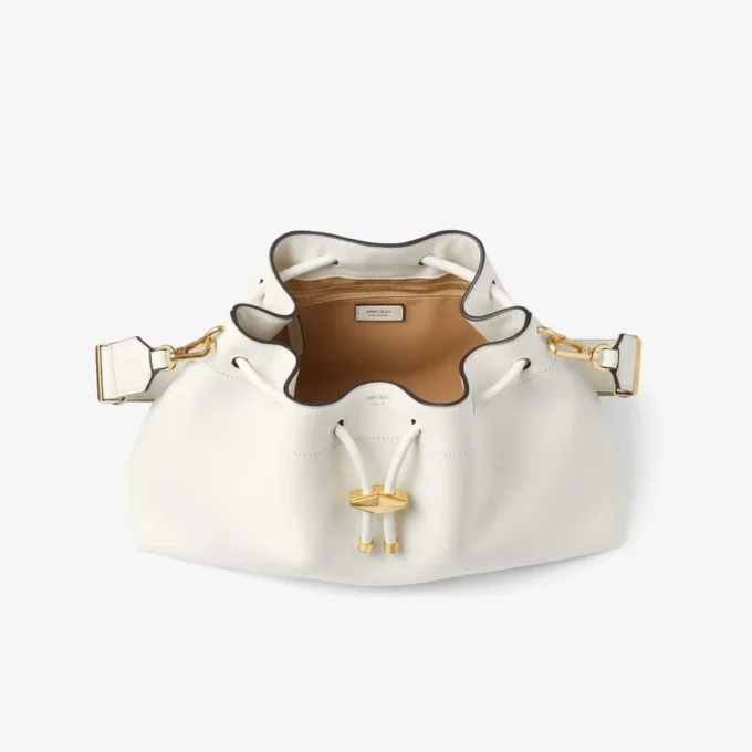 Borsa a tracolla Cinch Medium in pelle color latte Borsa a tracolla Cinch Medium in pelle color latte