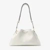 Borsa a tracolla Cinch Medium in pelle color latte Borsa a tracolla Cinch Medium in pelle color latte