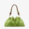 Borsa a tracolla Cinch Medium in pelle scamosciata color trifoglio con tracolla intrecciata e perline Borsa a tracolla Cinch Medium in pelle scamosciata color trifoglio con tracolla intrecciata e perline