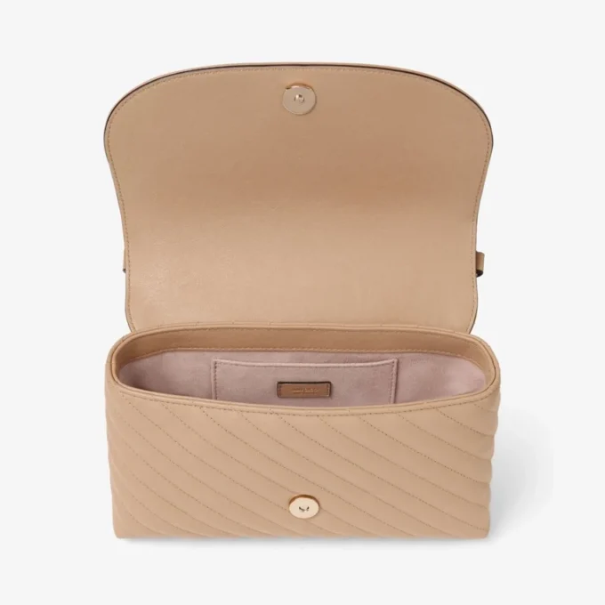 Borsa a tracolla Curve Cross Body Medium in pelle Biker trapuntata color Chai Borsa a tracolla Curve Cross Body Medium in pelle Biker trapuntata color Chai