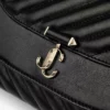 Borsa a tracolla Curve Cross Body Medium in pelle Biker trapuntata nera Borsa a tracolla Curve Cross Body Medium in pelle Biker trapuntata nera