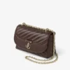 Borsa a tracolla Curve piccola in pelle Biker trapuntata color cioccolato Borsa a tracolla Curve piccola in pelle Biker trapuntata color cioccolato