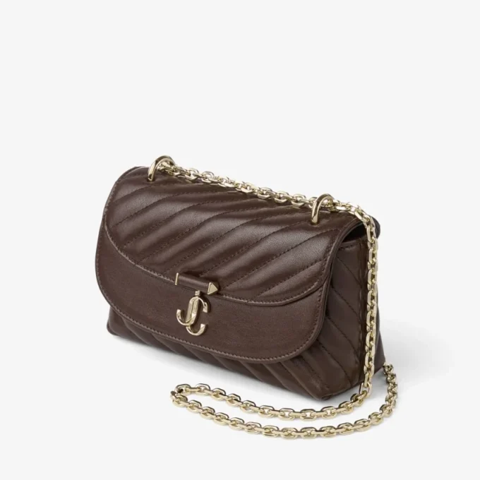Borsa a tracolla Curve piccola in pelle Biker trapuntata color cioccolato Borsa a tracolla Curve piccola in pelle Biker trapuntata color cioccolato