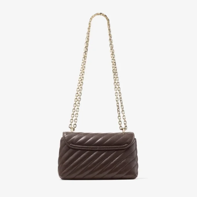 Borsa a tracolla Curve piccola in pelle Biker trapuntata color cioccolato Borsa a tracolla Curve piccola in pelle Biker trapuntata color cioccolato