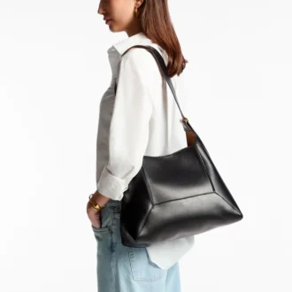 Borsa a tracolla Diamond Hobo Medium in pelle nera Borsa a tracolla Diamond Hobo Medium in pelle nera