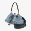 Borsa a tracolla media in denim Cinch con ricamo Sangallo Borsa a tracolla media in denim Cinch con ricamo Sangallo