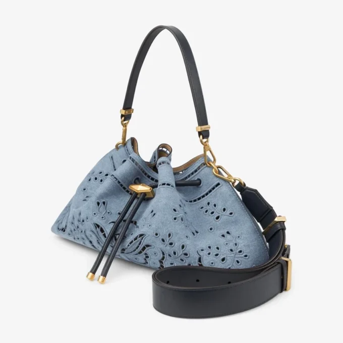 Borsa a tracolla media in denim Cinch con ricamo Sangallo Borsa a tracolla media in denim Cinch con ricamo Sangallo