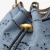 Borsa a tracolla media in denim Cinch con ricamo Sangallo Borsa a tracolla media in denim Cinch con ricamo Sangallo