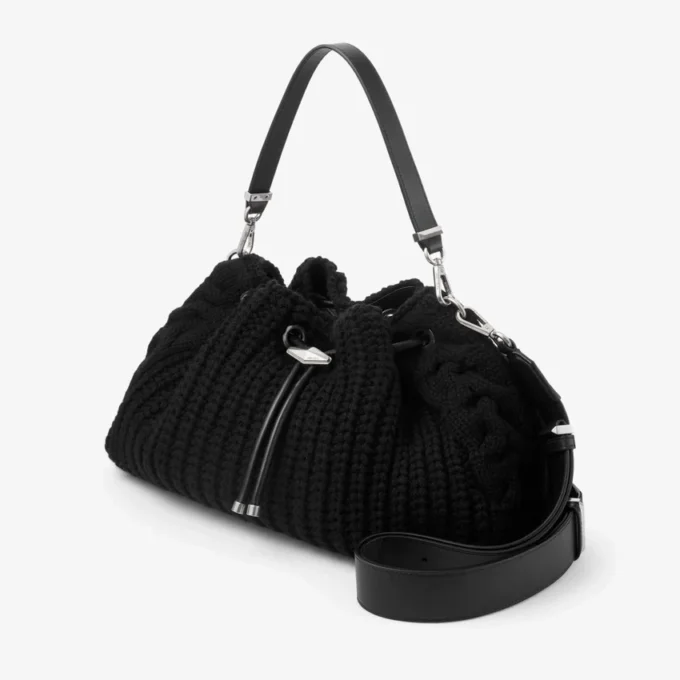 Borsa a tracolla media in maglia di lana nera Cinch Borsa a tracolla media in maglia di lana nera Cinch