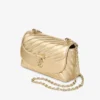 Borsa a tracolla piccola Curve in pelle nappa metallizzata trapuntata dorata Borsa a tracolla piccola Curve in pelle nappa metallizzata trapuntata dorata