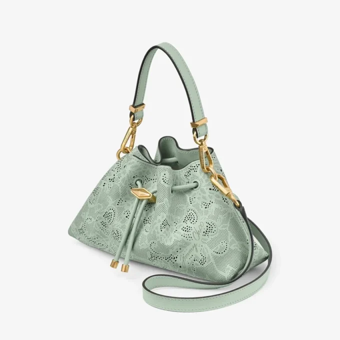 Borsa a tracolla piccola in pelle traforata verde jimmy choo con lacci Borsa a tracolla piccola in pelle traforata verde jimmy choo con lacci