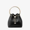 Borsa Bon Bon in pelle nera stile Biker con chiusura a perla Borsa Bon Bon in pelle nera stile Biker con chiusura a perla