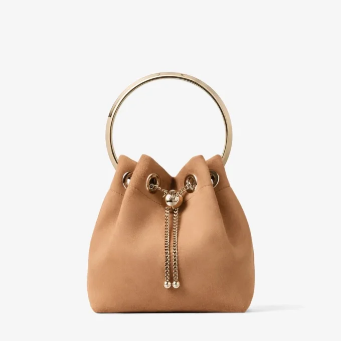 Borsa Bon Bon in pelle scamosciata color caramello con chiusura a sfera in metallo