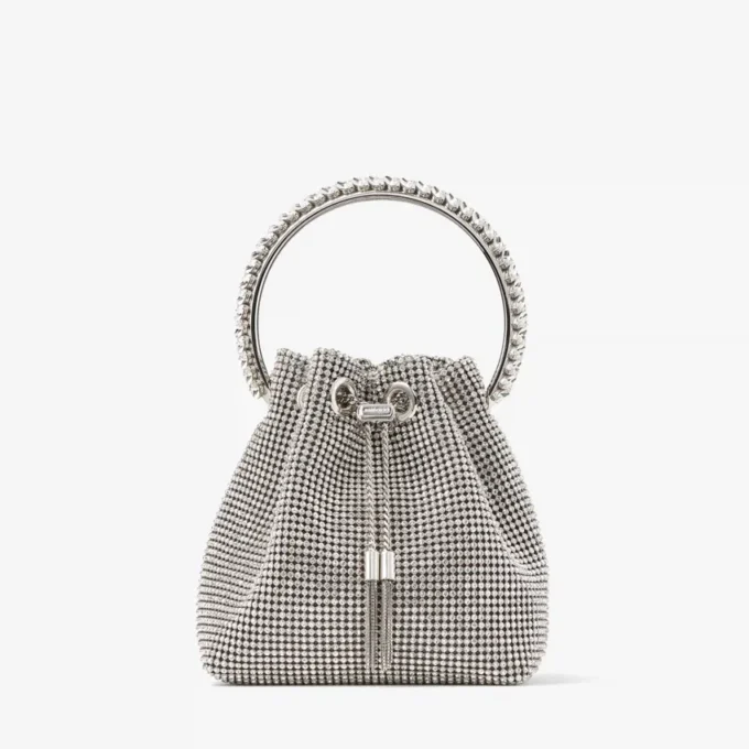 Borsa Bon Bon in raso argentato con rete di cristalli e manico in cristallo Borsa Bon Bon in raso argentato con rete di cristalli e manico in cristallo