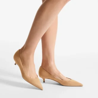 Décolleté Amelia 35 in camoscio color caramello