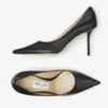 Décolleté Love 85 in pelle di vitello nera con emblema Jc