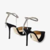 Décolleté Saeda 100 in camoscio nero con decorazioni in cristallo Décolleté Saeda 100 in camoscio nero con decorazioni in cristallo