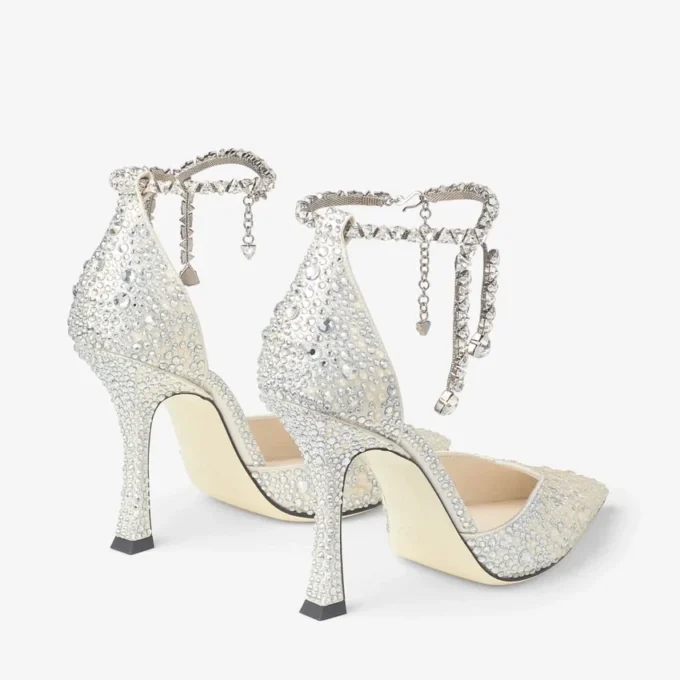 Decolleté Stevie 100 in raso avorio con cristalli Decolleté Stevie 100 in raso avorio con cristalli