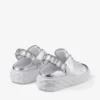Diamond Sling Sneakers in pelle metallizzata argento con cinturino in cristallo