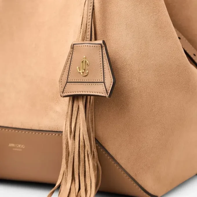 Diamond Tote Borsa tote media in pelle scamosciata color caramello con frange Diamond Tote Borsa tote media in pelle scamosciata color caramello con frange