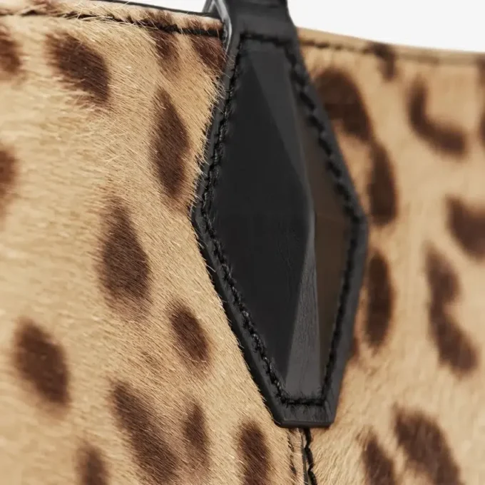 Diamond Tote Large Borsa tote in cavallino con stampa leopardata naturale Diamond Tote Large Borsa tote in cavallino con stampa leopardata naturale