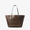Diamond Tote Medium Borsa tote in pelle di vitello liscia color cognac Diamond Tote Medium Borsa tote in pelle di vitello liscia color cognac