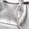 Diamond Tote Mini Borsa mini in pelle metallizzata argento vintage Diamond Tote Mini Borsa mini in pelle metallizzata argento vintage