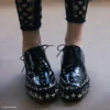 Jimmy Choo Noir Kei Ninomiya Star Shoe Scarpe stringate in pelle di vitello lucida nera con decorazioni a stella