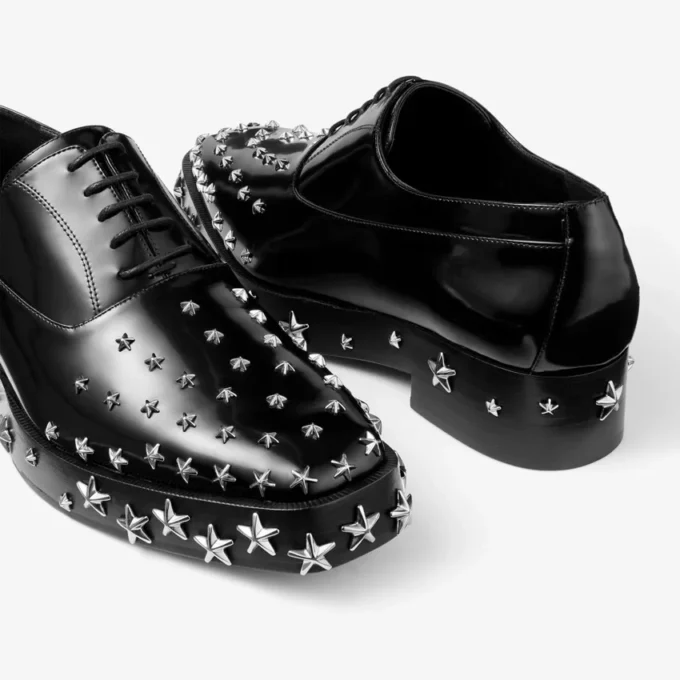 Jimmy Choo Noir Kei Ninomiya Star Shoe Scarpe stringate in pelle di vitello lucida nera con decorazioni a stella