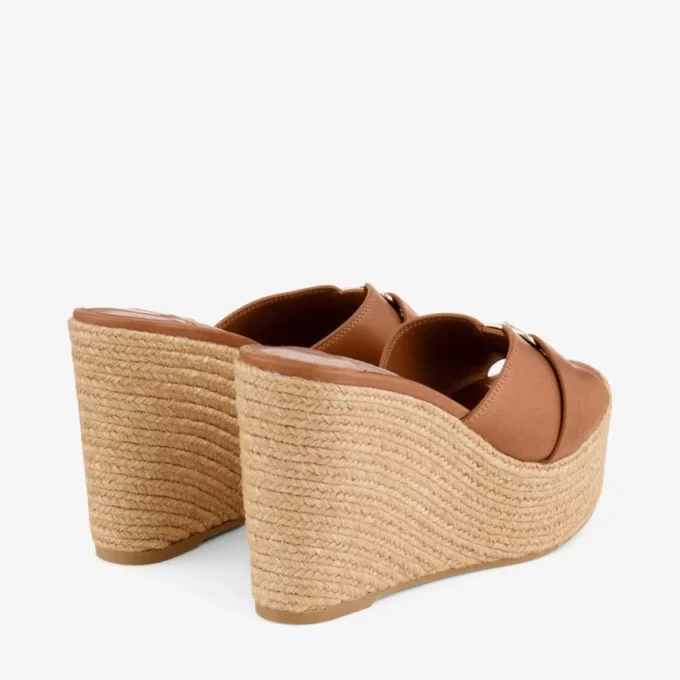 Leda Wedge 100 Mule con zeppa in pelle nappa color cuoio Leda Wedge 100 Mule con zeppa in pelle nappa color cuoio