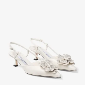Mimmi Sling Back 50 Latte Sandali con cinturino posteriore in pelle nappa lucida con decorazione in pizzo Mimmi Sling Back 50 Latte Sandali con cinturino posteriore in pelle nappa lucida con decorazione in pizzo