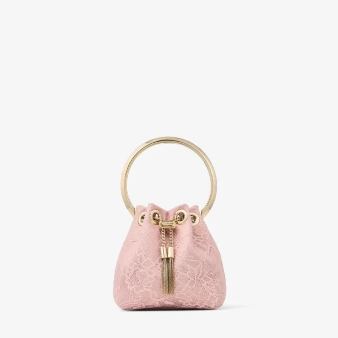 Mini borsa a secchiello in raso rosa Bon Bon e pizzo Jimmy Choo Mini borsa a secchiello in raso rosa Bon Bon e pizzo Jimmy Choo
