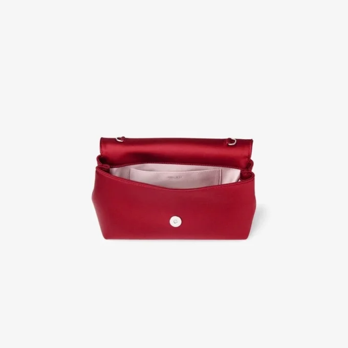 Mini borsa con fiocco morbido in raso rosso rubino con fiocco in cristallo Mini borsa con fiocco morbido in raso rosso rubino con fiocco in cristallo