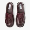 Mocassini Buff Fringe in pelle di vitello cerata color merlot intenso Mocassini Buff Fringe in pelle di vitello cerata color merlot intenso
